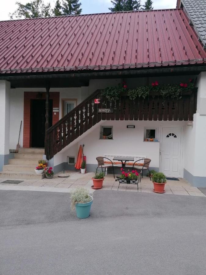 Koprivnik v BohinjuApartmaji Korosec Na Koprivnikuアパートメント エクステリア 写真